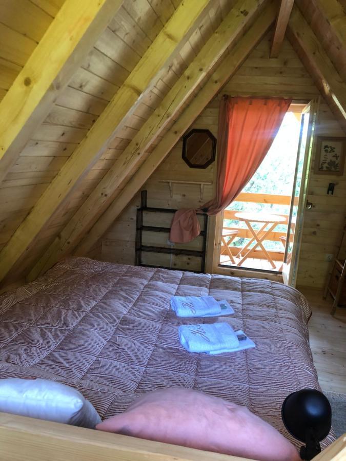 Tilia Cottage Banjska Stena Митровац Екстериор снимка
