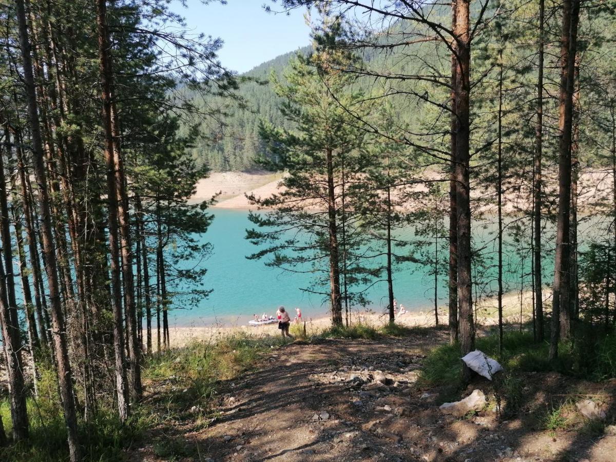 Tilia Cottage Banjska Stena Митровац Екстериор снимка